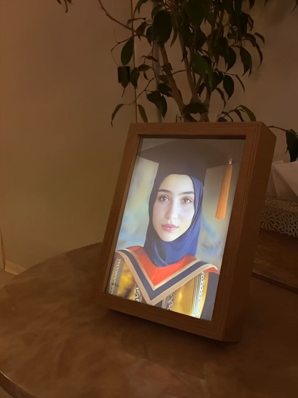 المرأة بالصورة - Image 4